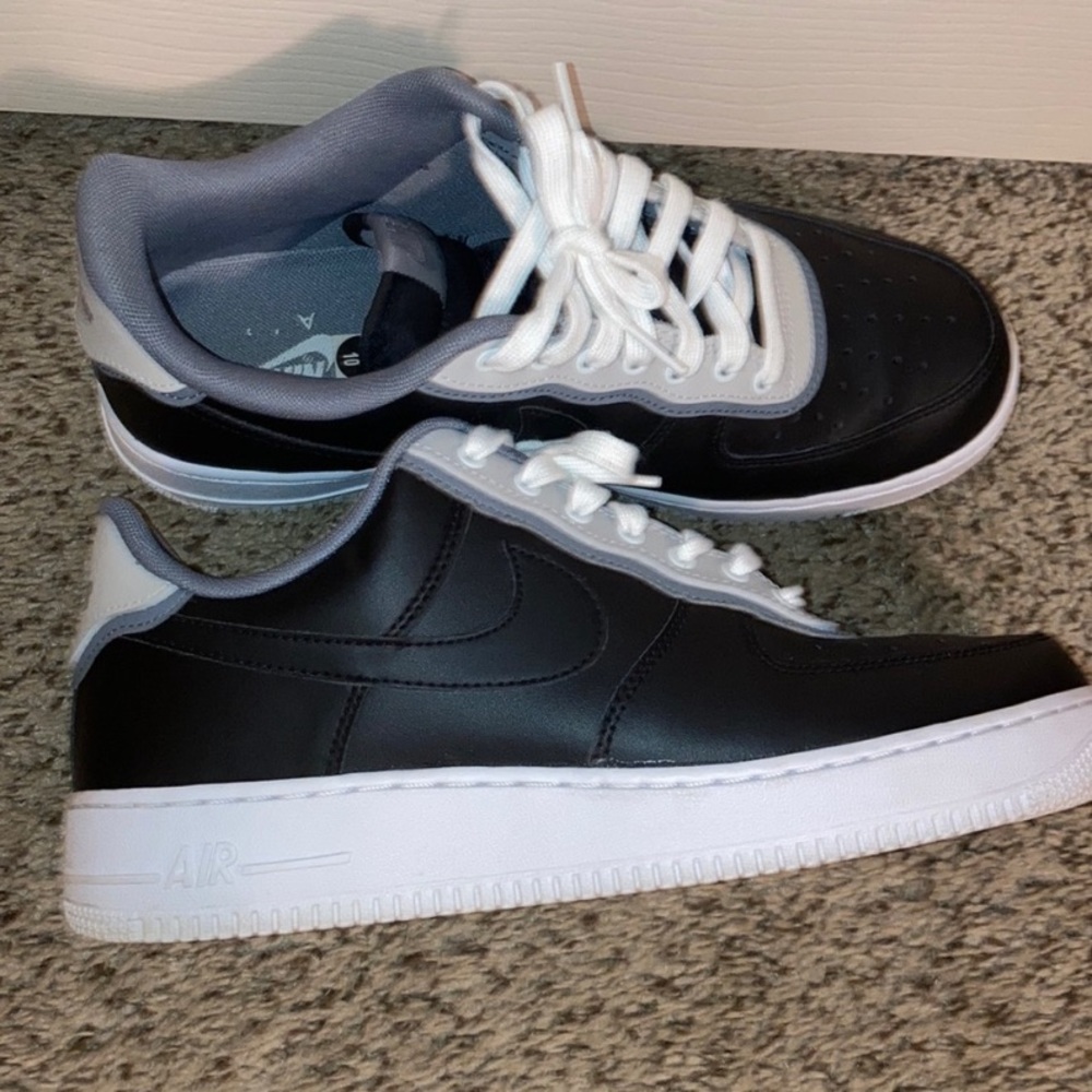 Nike Air Force 1